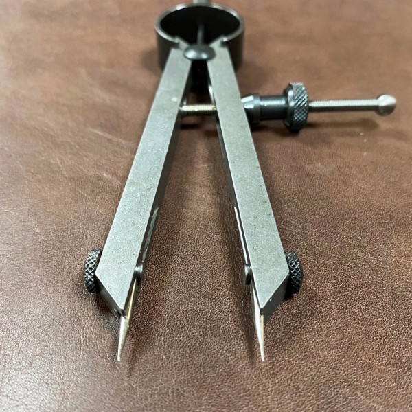 MODEL'S MAKERS COMPASS 2348