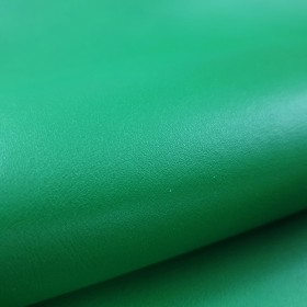 hoja cuero vacuno anilina liso verde