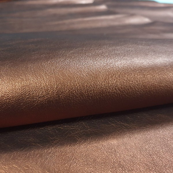 METALLIC LEATHER 211