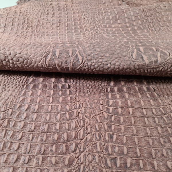 CROCODRILE LEATHER 607