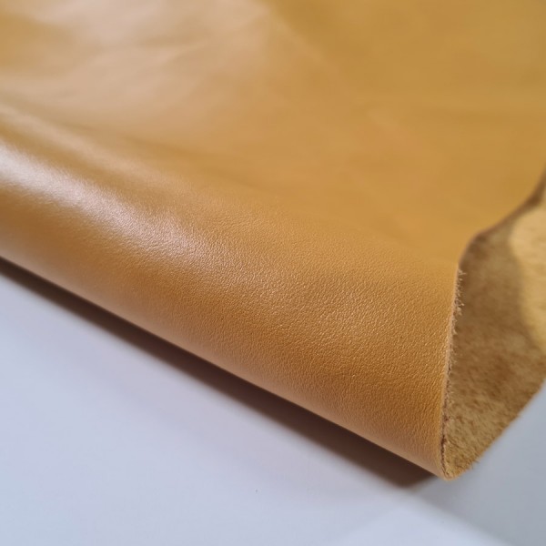 CUERO AMARILLO 3474