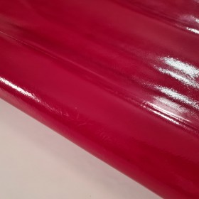 charol vacuno rojo