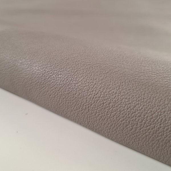 CUERO GRIS   4744