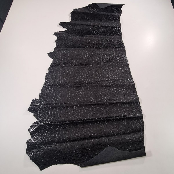 CROCODILE LEATHER  4935