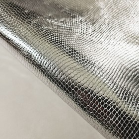 cuero grabado serpiente laminado en plata