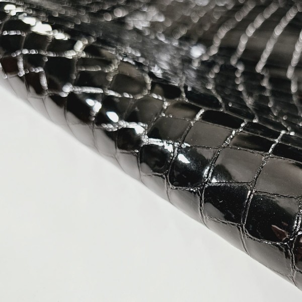CROCODILE LEATHER 2002