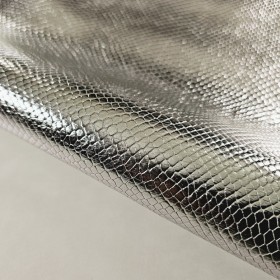 cuero grabado serpiente laminado en plata
