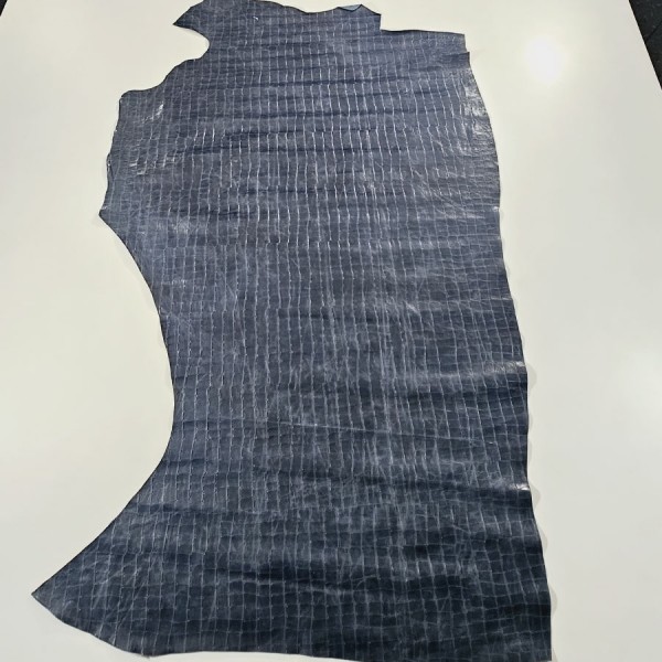 EMBOSSED LEATHER 667