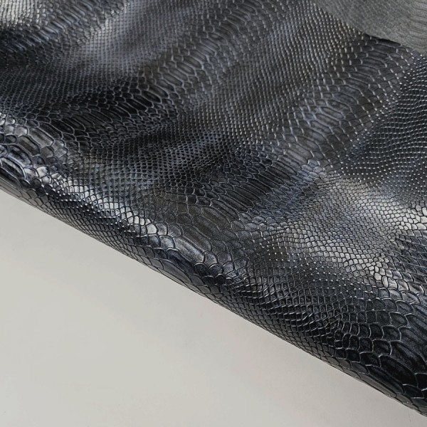 PIEL DE SERPIENTE 229