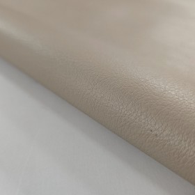 Hoja vacuno anilina acabado grano natural en color beige crema