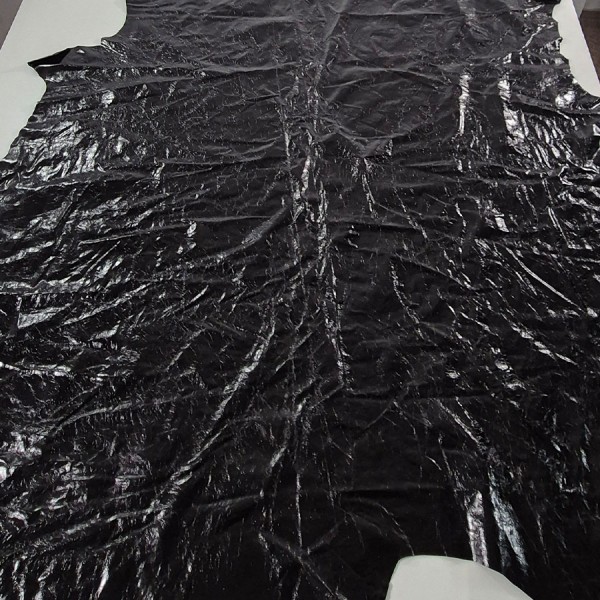 CUERO VACUNO NEGRO  5208