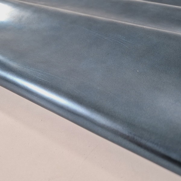 METALLIC  LEATHER  5439