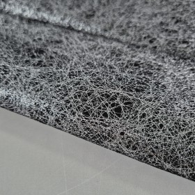 Exclusivo acabado fantasía sobre piel de cabra metalizado