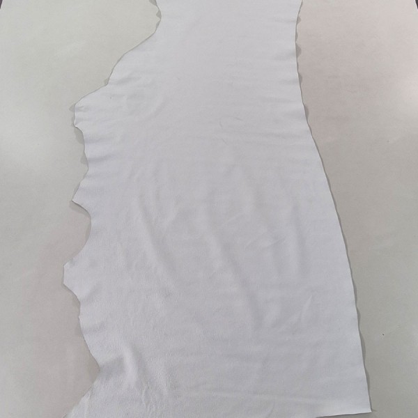 CUERO VACUNO BLANCO  4142