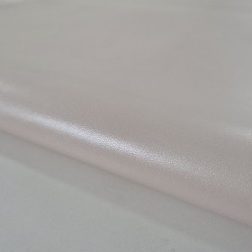 Piel de cordero anilina liso acabado perlado nacarado
