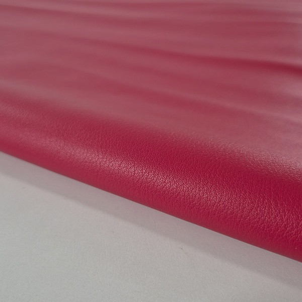 CUERO VACUNO ROJO  1011