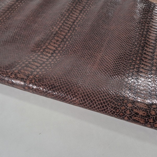 EMBOSSED SNAKE 895