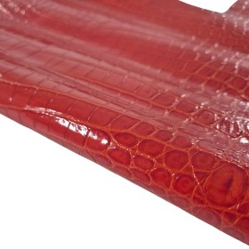 Grabado Cocodrilo Rojo - Curtidos Sevillano